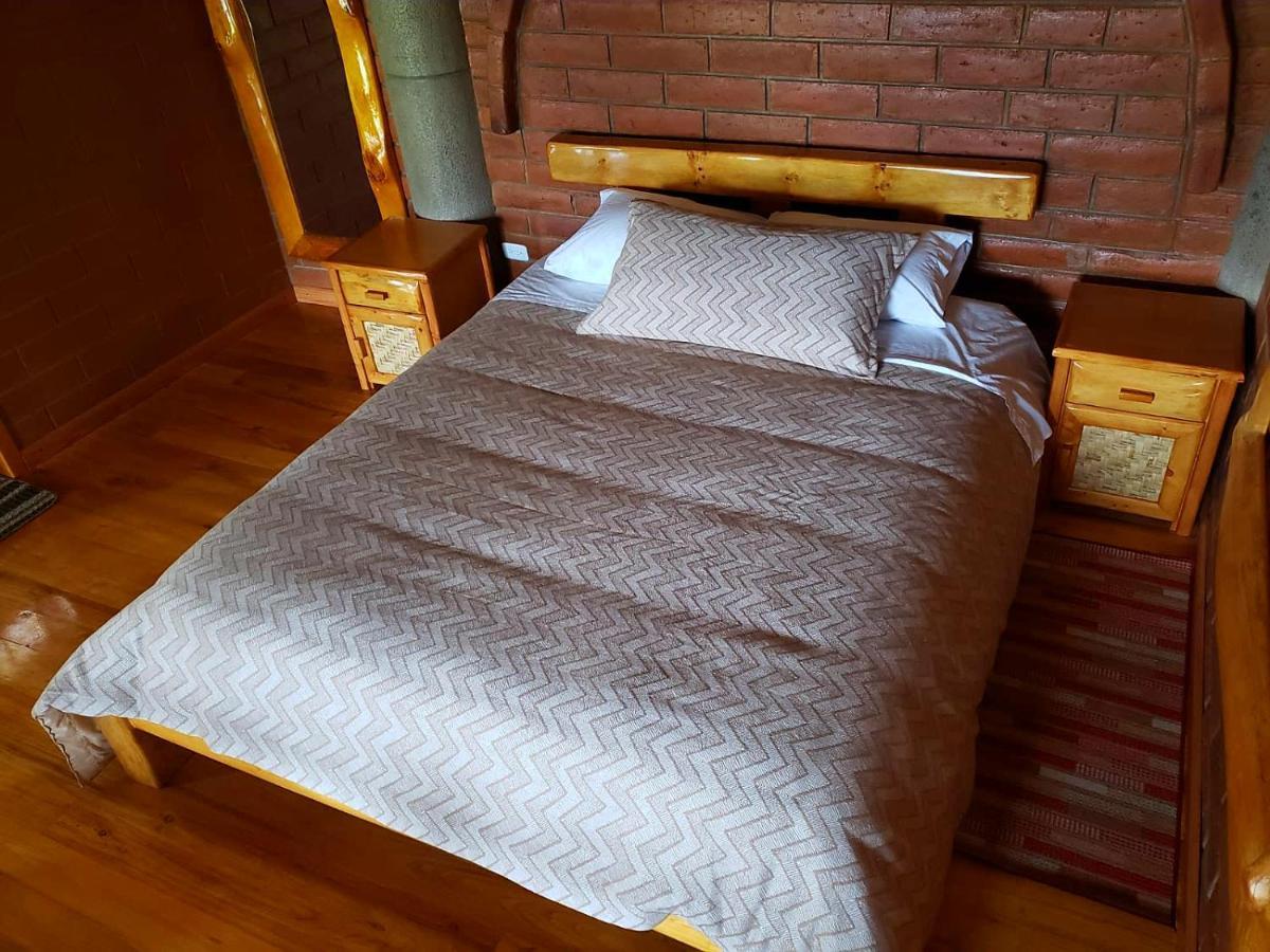Atallaro Hospedaje Otavalo Ngoại thất bức ảnh