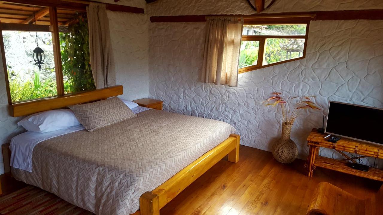 Atallaro Hospedaje Otavalo Ngoại thất bức ảnh